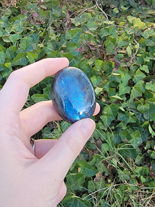 Labradorite Palm stone